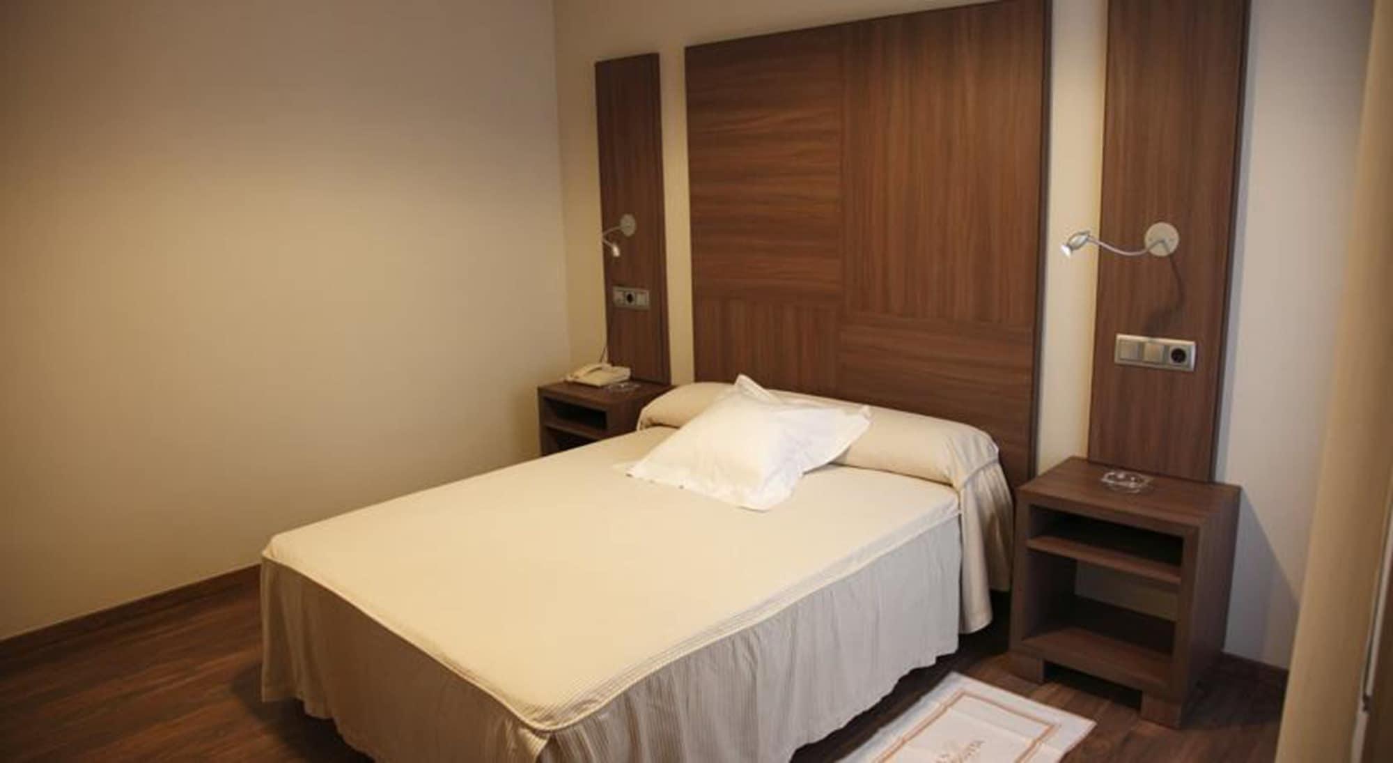 Cesaraugusta Hotel Zaragoza Luaran gambar