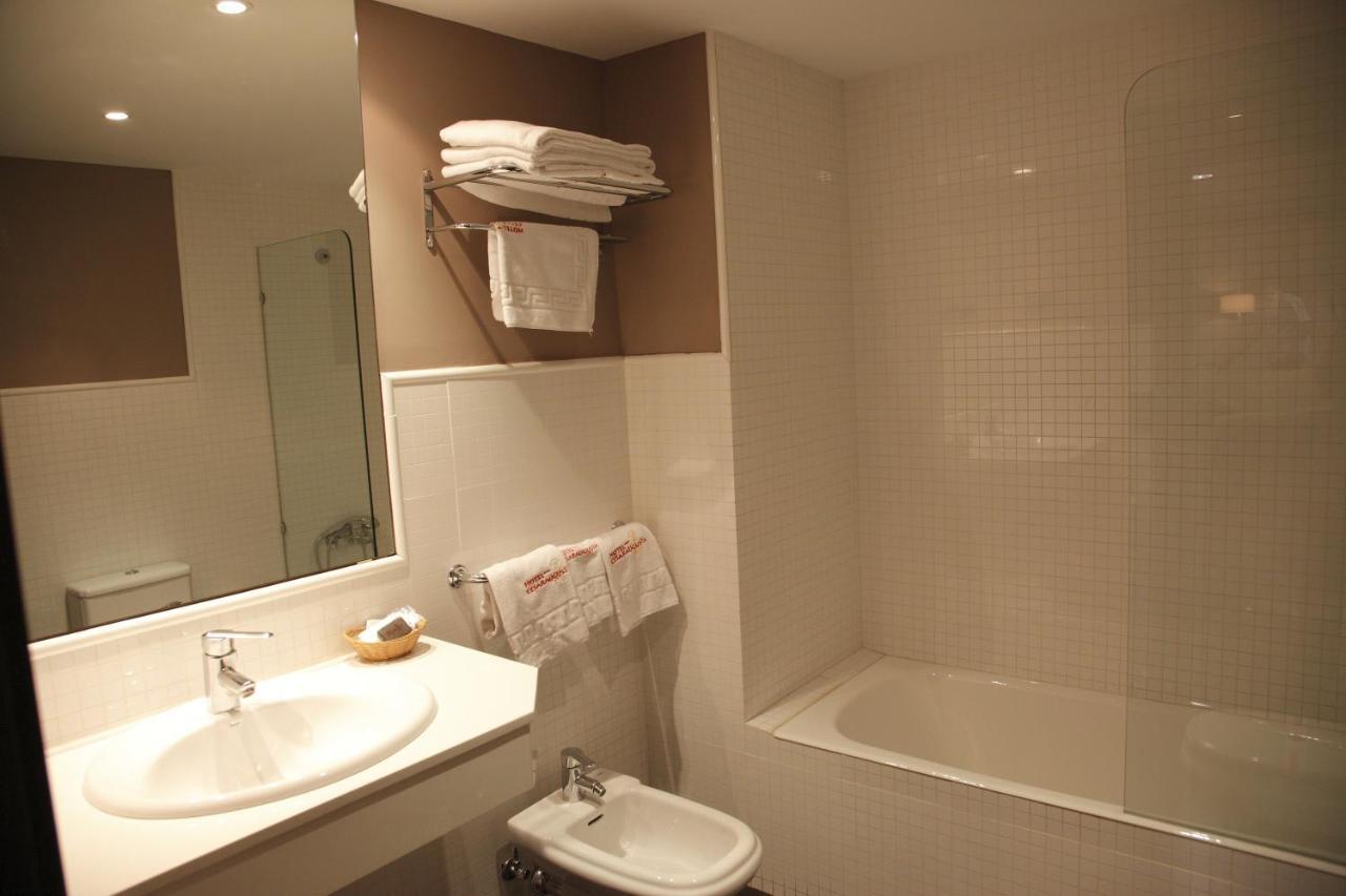 Cesaraugusta Hotel Zaragoza Bilik gambar